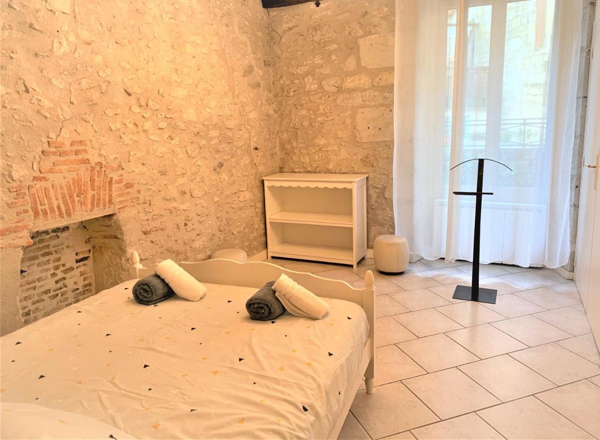 Eden En Perigord Apartment Perigueux Bagian luar foto